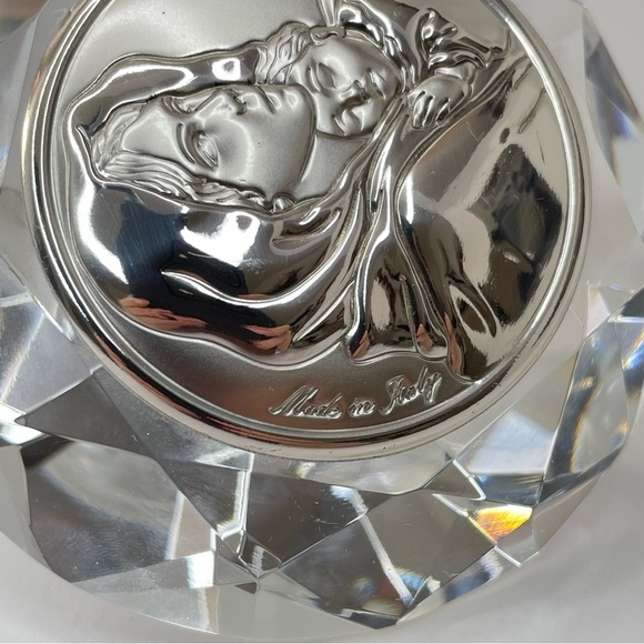 Crystal Diamond Paperweight With Silver Madonna and Child Portrait - Picture 3 of 15